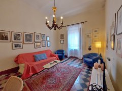 210 sqm apartment with private courtyard - 1