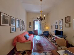 210 sqm apartment with private courtyard - 2