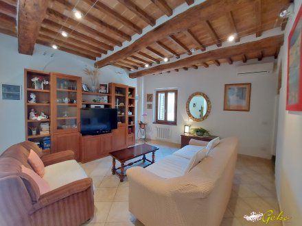 Prestigious apartment 120 sqm in the center with panoramic view and garage