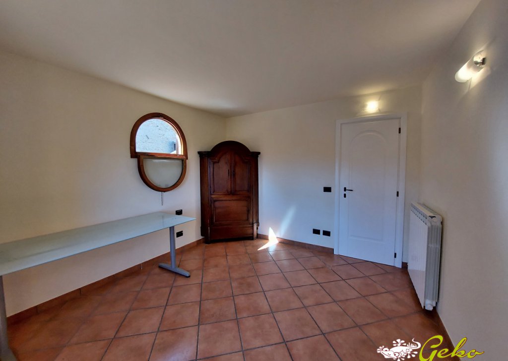 Apartments for sale  75 sqm excellent condition, San Gimignano, locality Centro storico