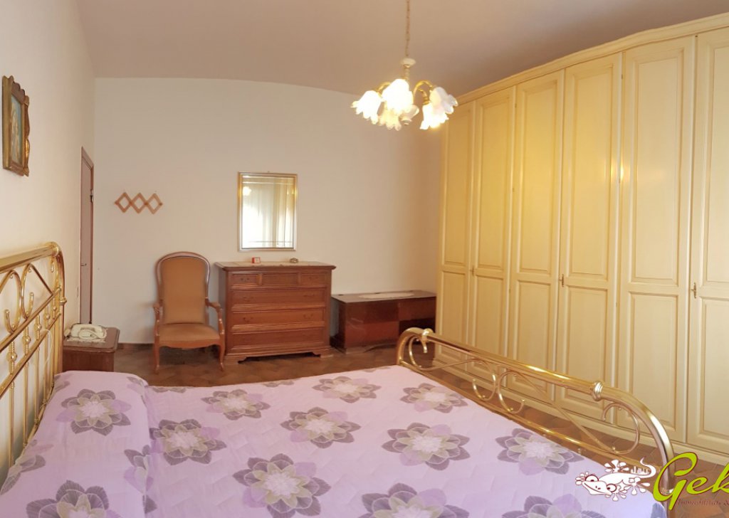 Sale Apartments San Gimignano - GROUND FLOOR APARTMENT WITH GARAGE AND GARDEN Locality 