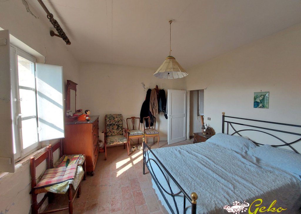 Sale Houses in countryside San Gimignano - detached barn in  countryside Locality 