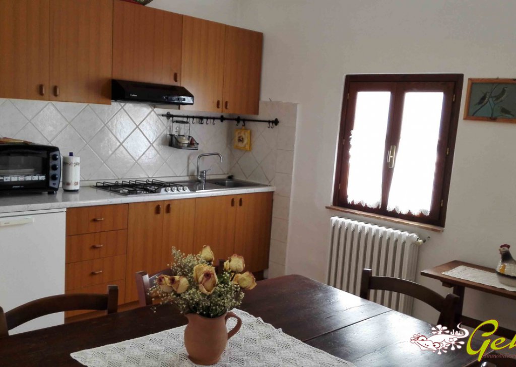Houses in countryside for sale  1200 sqm, Certaldo, locality Zona residenziale