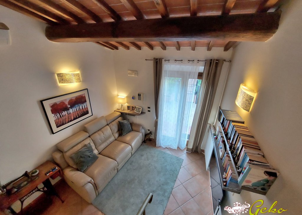 Sale Semi-Independent San Gimignano - Apartment  92 sqm with garden and garage Locality 