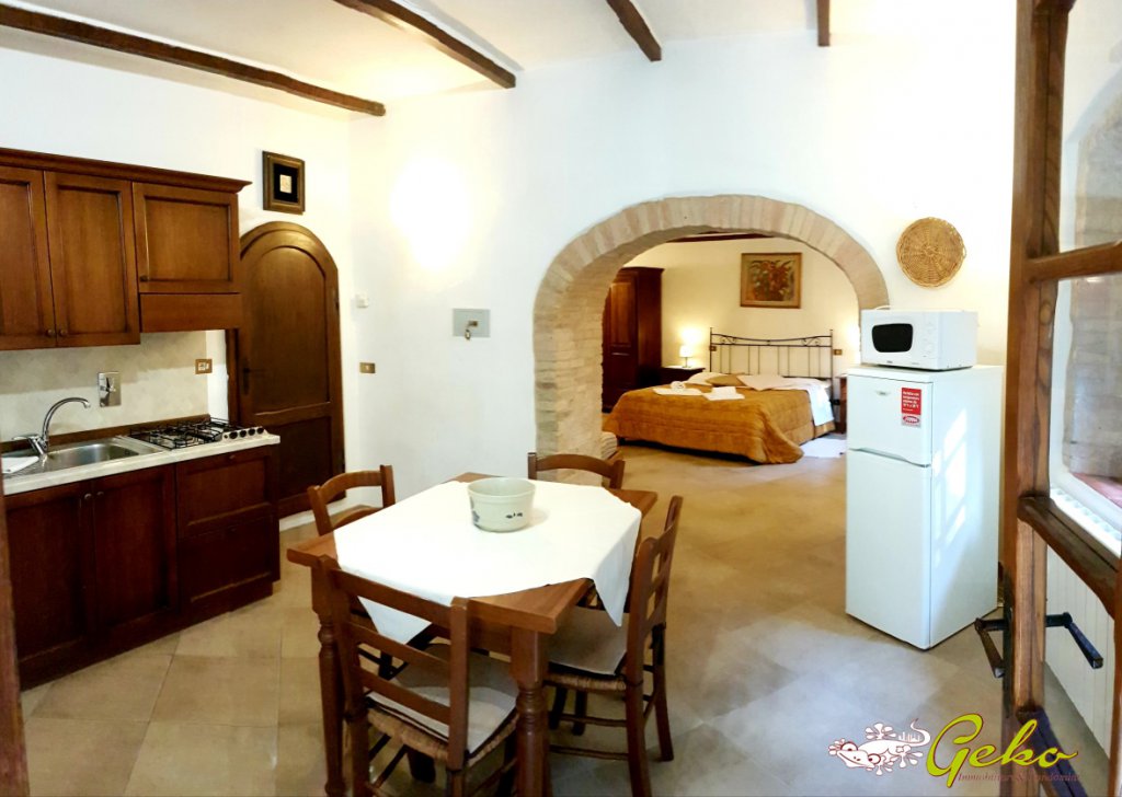 Ville e Case Indipendenti in vendita  360 m² ottime condizioni, San Gimignano, località Campagna